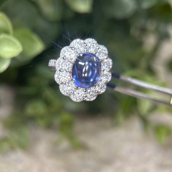 925 Silver Cabuchon Sparkling Flower Ring - Picture 5 of 12